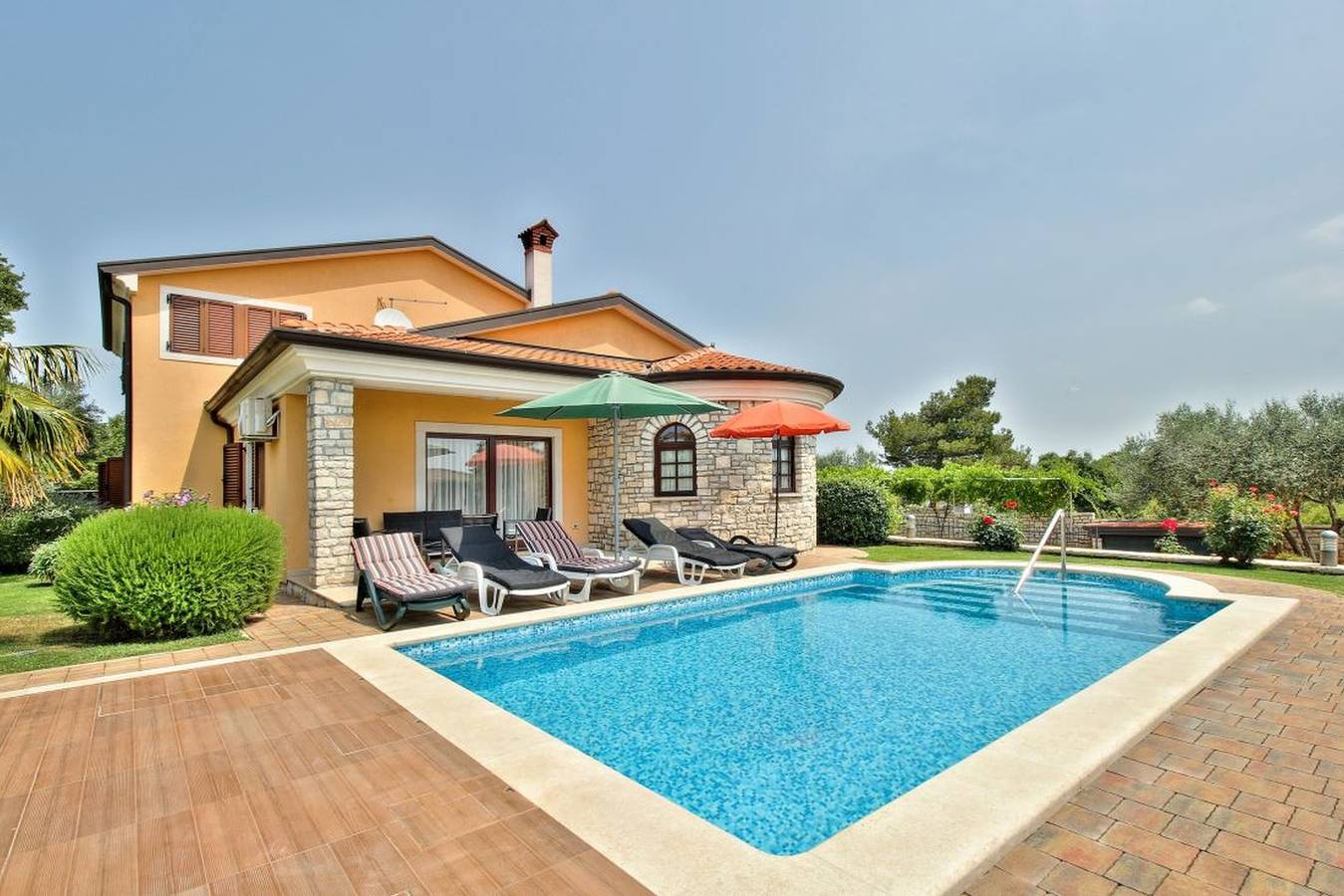 Villa Morena in Kaštel (Plovanija), Buje