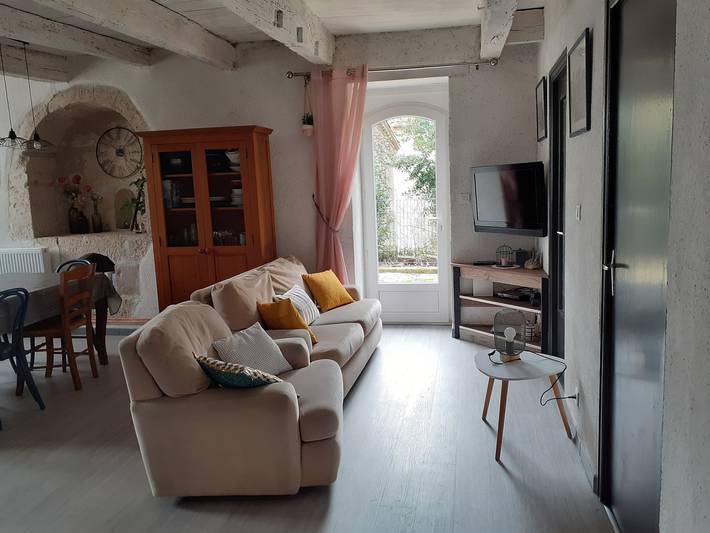 Casa rural en el campo con terraza privada, jardín privado y Wi-Fi in Bourg-de-Visa, Quercy