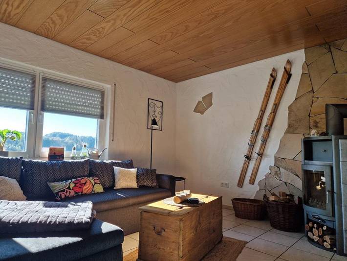 Ferienwohnung für 6 Personen, mit Balkon und Terrasse sowie Pool in Oberbergischer Kreis