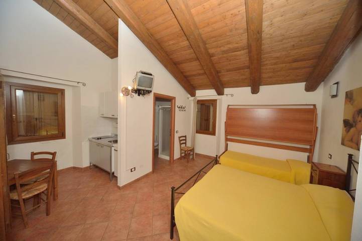 Gîte pour 2 personnes, avec sauna ainsi que jardin et piscine à Faenza - 2