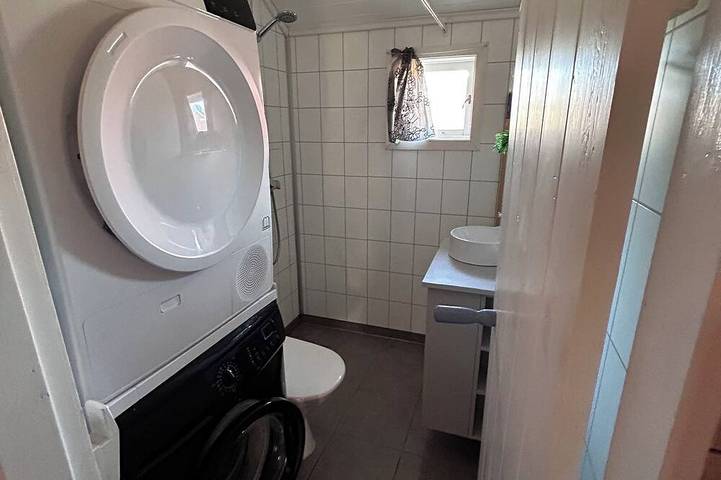 Blockhütte für 4 Personen, mit Terrasse auf den Lofoten - 4
