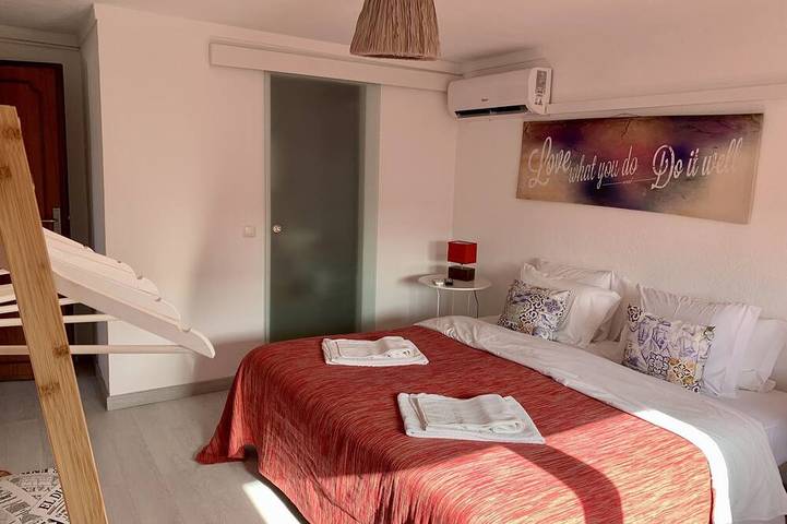 Bed and breakfast for 4 people, with garden - 1