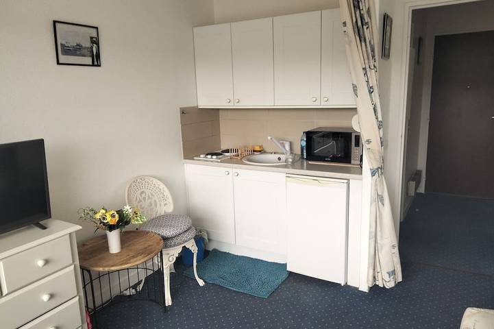 Appartement entier, Joli studio de 21m2 avec vue à Houlgate, dernier étage avec balcon in Houlgate, Région de Lisieux