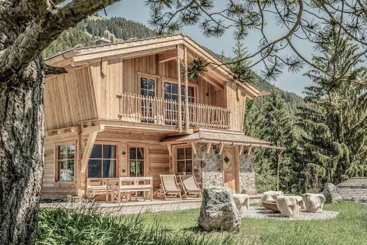 Ferienwohnung für 2 Personen, mit Terrasse und Whirlpool sowie Garten und Sauna in Bach