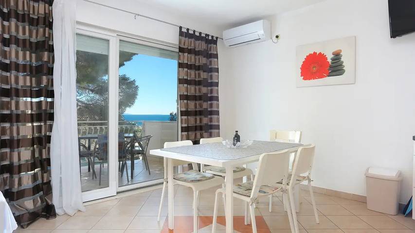 Ferienwohnung für 5 Personen, mit Terrasse