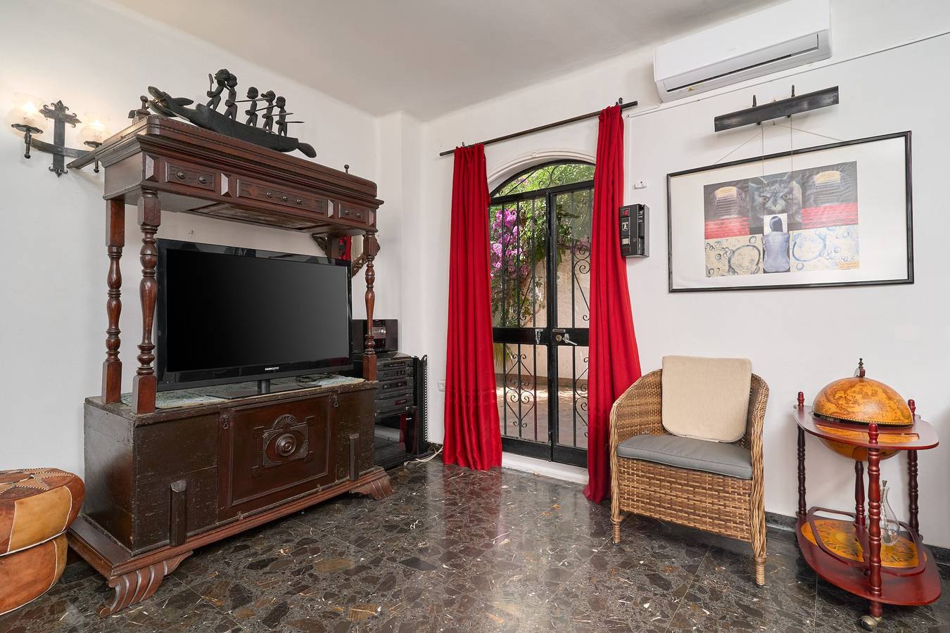 Villa 'Naranjos' con vistas al mar, Wi-Fi y aire acondicionado in Senorio de Capistrano, Nerja