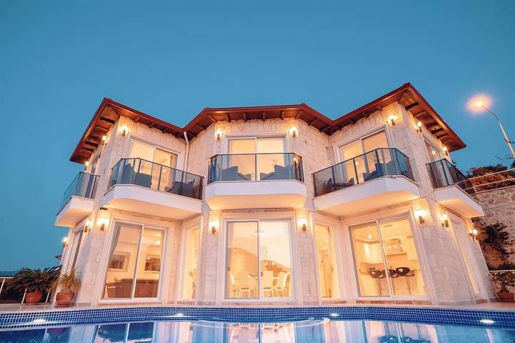 Maison de vacances pour 8 personnes, avec jacuzzi et jardin à Turquie