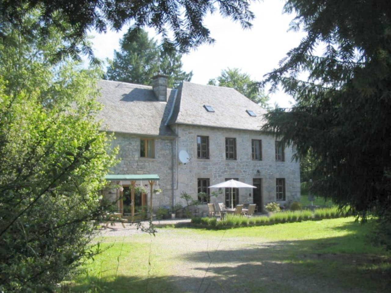 Chambres d'Hôtes Le Pont in Lac du Deiro, Égletons