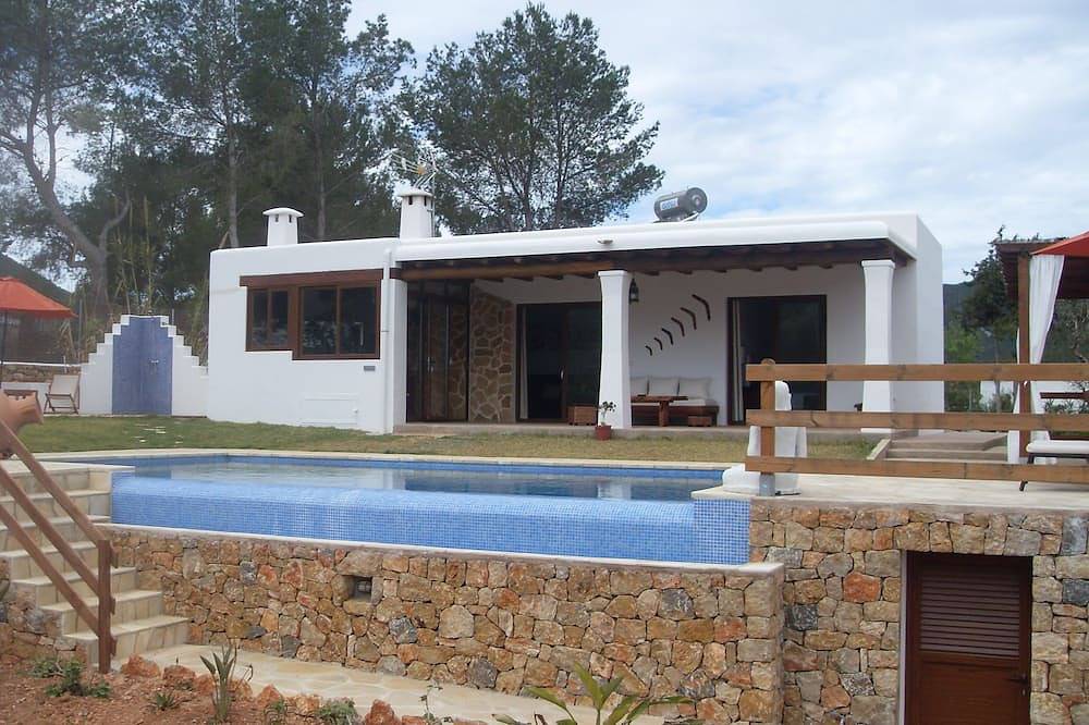 Dimora di Ibiza con piscina e vista sul mare.(Etv / 0893-E) in Cala de Sant Vicent, Sant Joan de Labritja