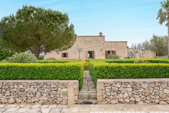 Hel lejlighed, Apartment 'Masseria Giancola - L'Aia' with Private Terrace, Wi-Fi and Air Conditioning in Bagnolo del Salento, Lecce-provinsen