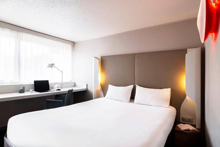 Hôtel pour 2 personnes, avec terrasse à Montesson - 4