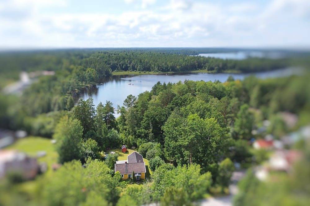 Villa Lotte – Ferienhaus in Südschweden mit Sauna, Kamin, Boot & in Seenähe in Alsterbro, Nybro und Umgebung
