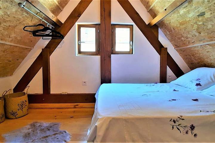 Gîte pour 3 personnes, avec piscine, animaux acceptés à Sarliac-sur-l'Isle - 2