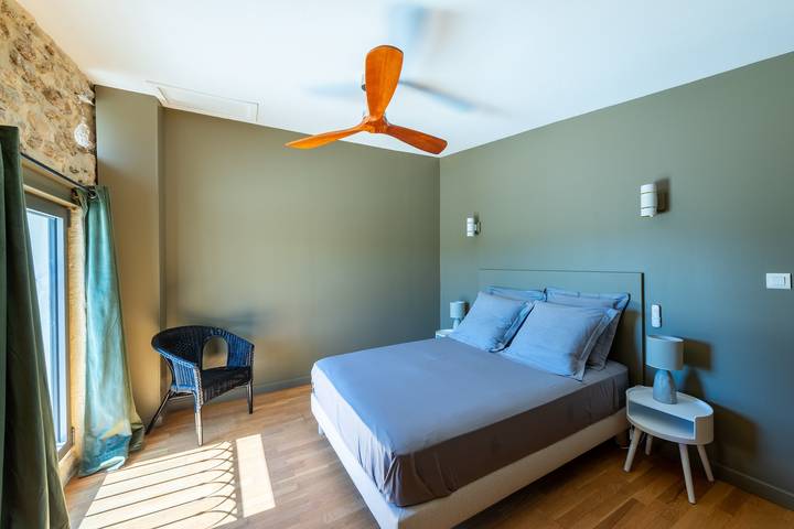 Appartement entier, Le Mas des Aracil 1 - Appt climatisé 6p, piscine in Suze-la-Rousse, Région de nyons