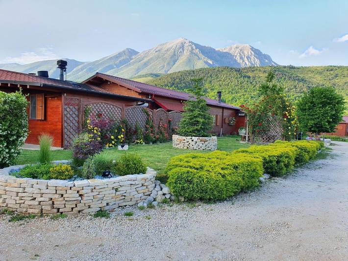 Chalet per 5 persone, con panorama e piscina nonché giardino, con animali domestici in Abruzzo
