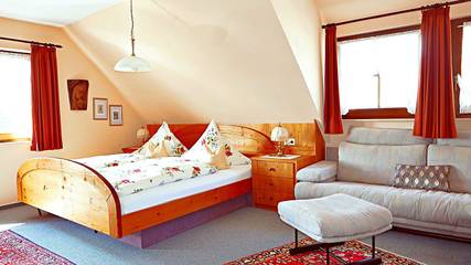 Ferienwohnung für 2 Personen, mit Terrasse und Balkon/Terrasse in Kniebis