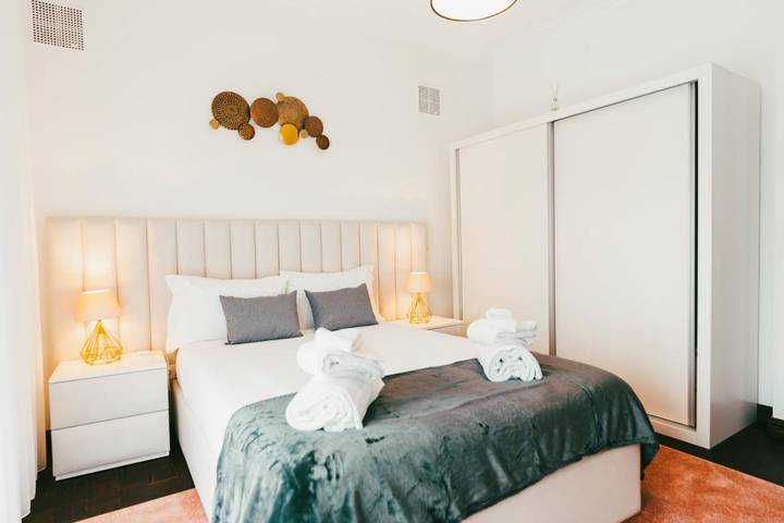 Location de vacances pour 28 personnes, avec piscine ainsi que jardin et vue dans Alijó - 4