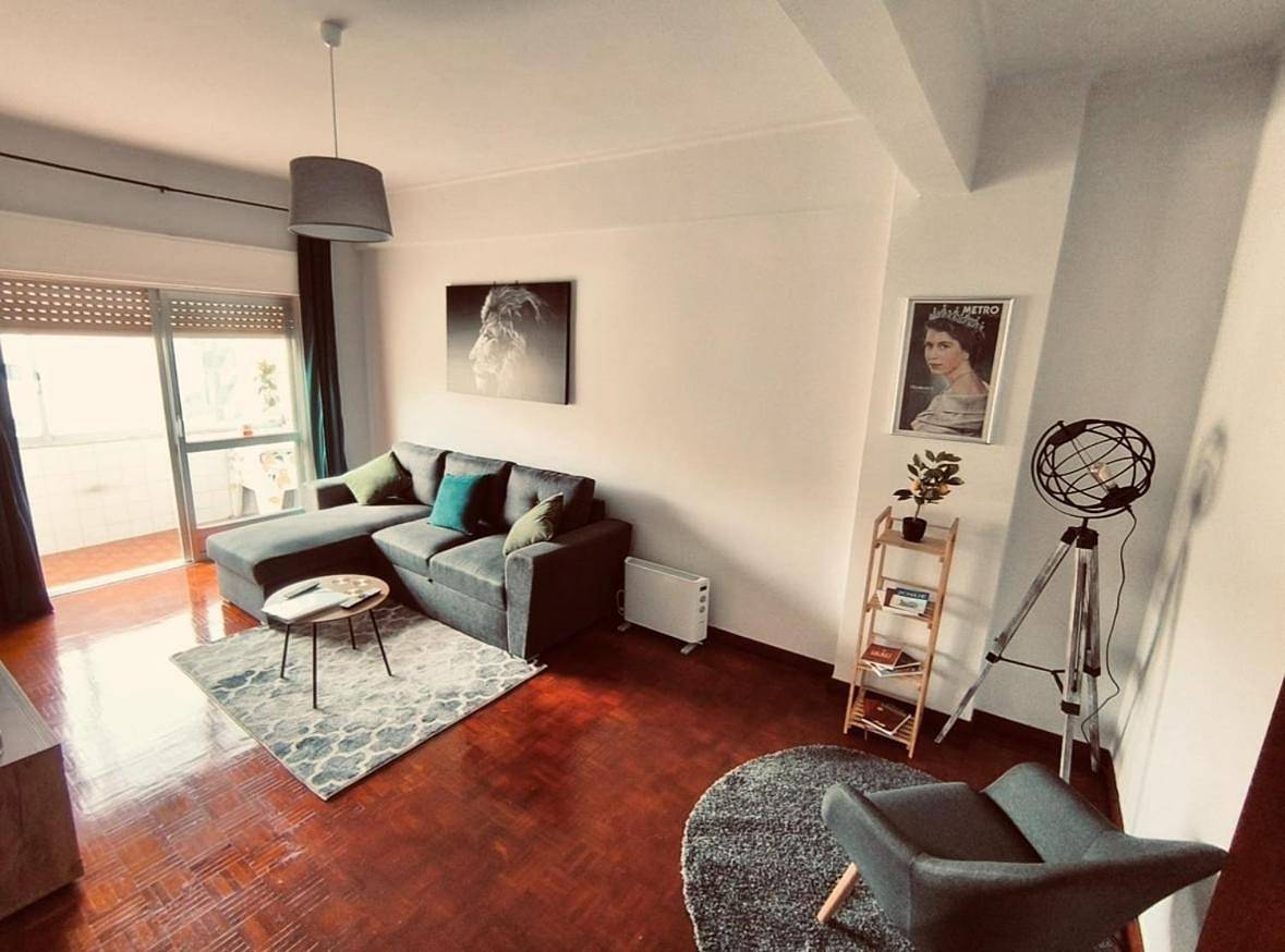Apartamento inteiro, Lemon Tree House 2nd Floor - No Lift - Stairway 2 Andar sem elevador in Beira Interior Norte, Guarda