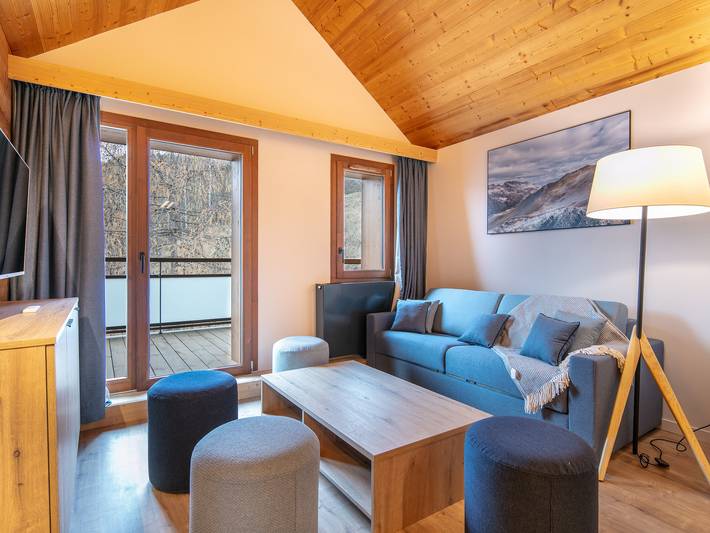 Apartamento para 10 personas, con piscina además de balcón y sauna, Se admiten mascotas en Vaujany