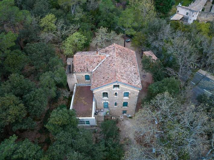 Gîte pour 6 personnes, avec terrasse et jardin à Villeneuvette - 3