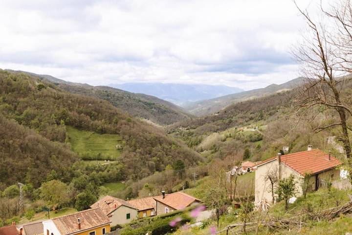 Casa rural para 4 personas, con jardín y vistas, Se admiten mascotas - 1