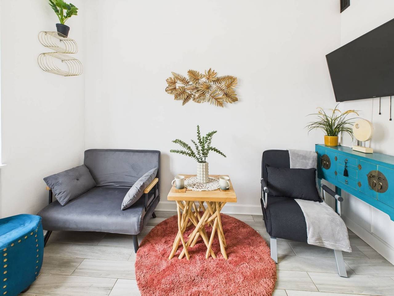 Cały apartament wypoczynkowy, Comfortable Studio with Mezzanine | Close to Metro and Park in Mokotów, Warszawa