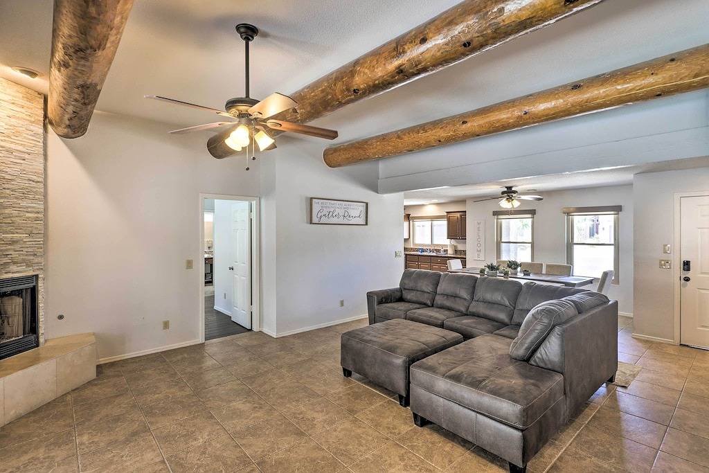 Pet-Friendly Home w/ Hot Tub in Lake Havasu City in Lake Havasu City, Mohave County