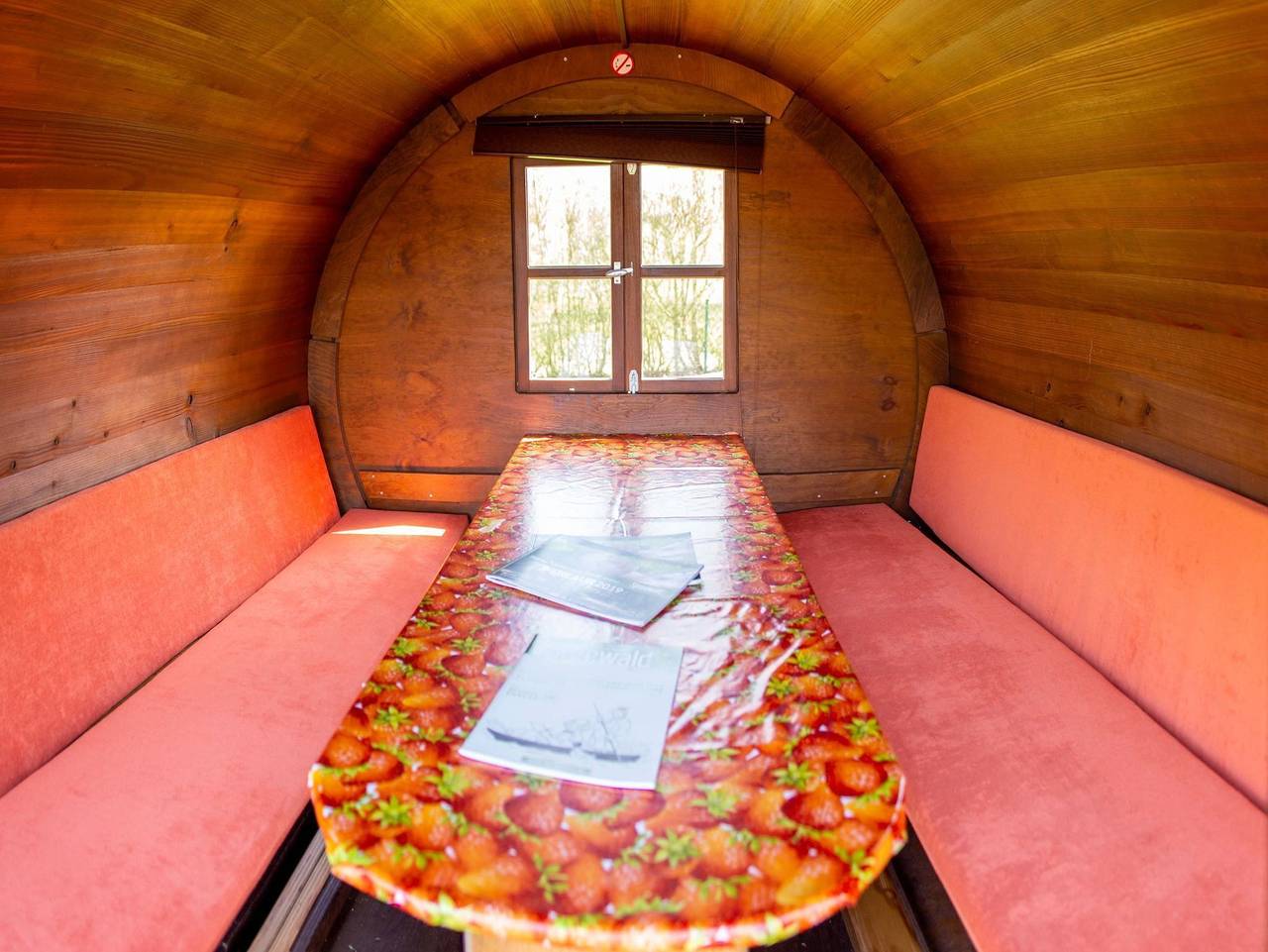 Ganze Ferienwohnung, Obstträume Schlafen im Weinfass in Burg (Spreewald), Lausitz