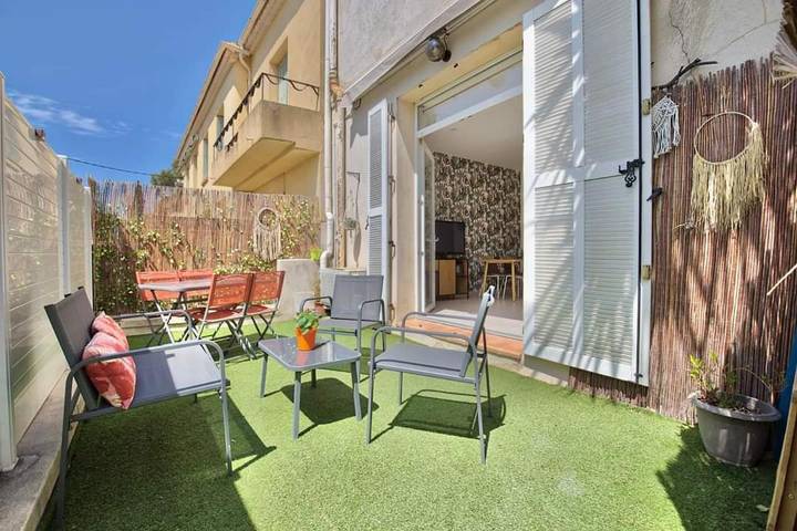 Gîte pour 4 personnes, avec terrasse et vue dans La Grande Plage (La Ciotat) - 3