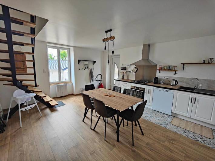 Gîte pour 6 personnes, avec jardin, adapté aux familles à Saint-Romain-sur-Cher