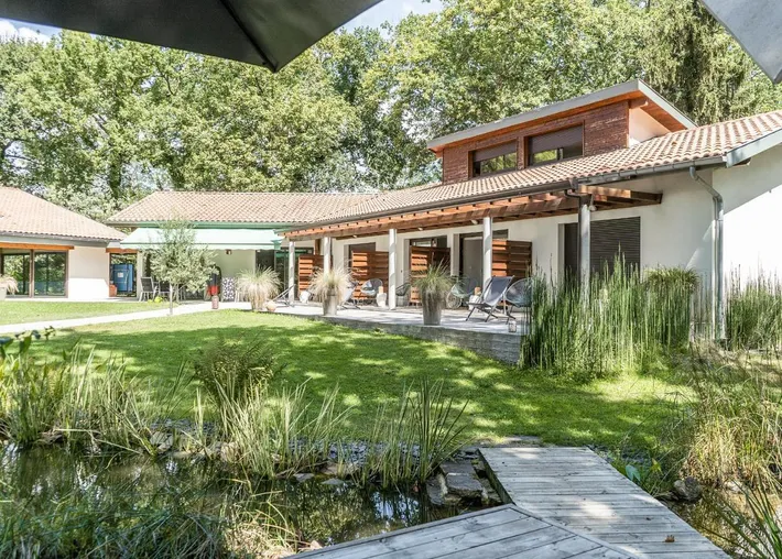 Casa de huéspuedes para 2 personas, con piscina además de jardín y sauna - 1