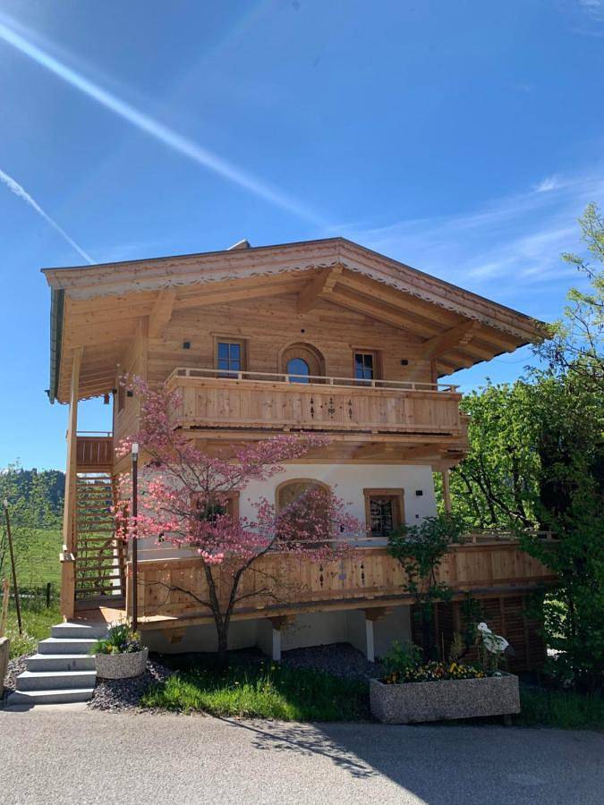 Ferienhaus für 2 Personen, mit Balkon und Terrasse