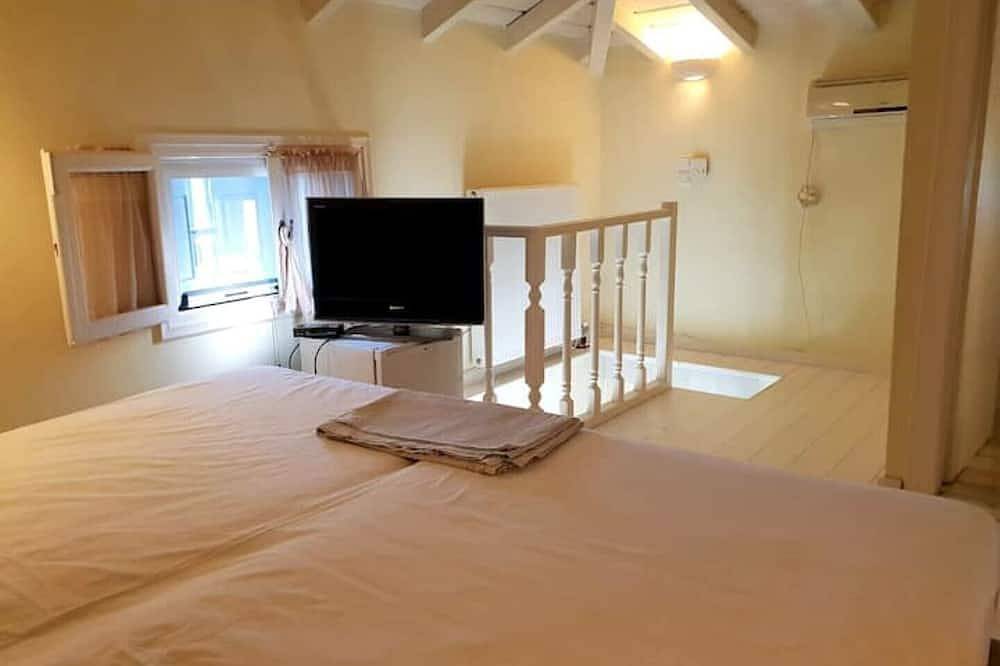 Private Pool in Cottage in Inseln der Region Attika