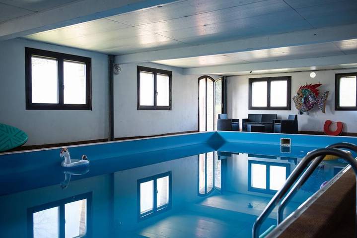 Maison d’hôte pour 10 personnes, avec Jardin ainsi que Piscine et Vue à Saint-Yrieix-la-Perche