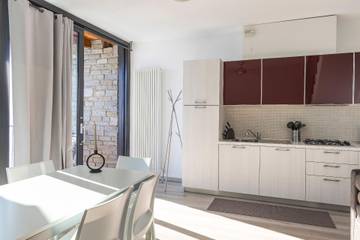 Agriturismo per 8 Persone in Comune di Vercana, Lago di Como, Foto 1