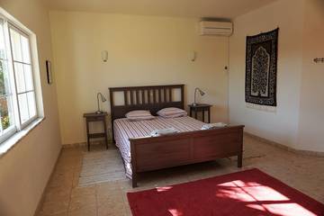 Villa for 10 People in Ferragudo, Faro District, Photo 1