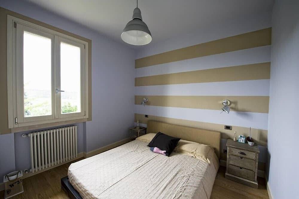 Helle Villa auf den Hügeln des Gardasees in Padenghe sul Garda, Gardasee-Berge
