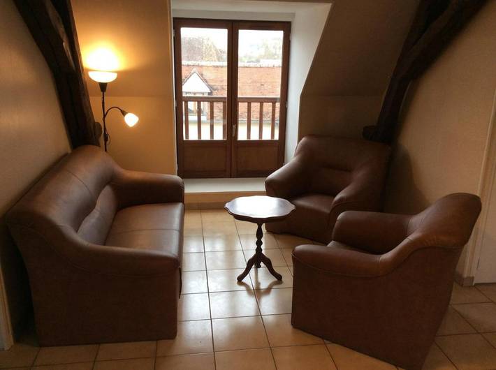 Gîte pour 8 personnes, avec vue, animaux acceptés à Tonnerre (Yonne) - 4