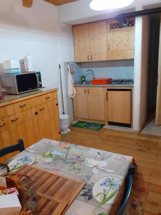 Gîte pour 2 personnes, avec terrasse et vue, animaux acceptés dans Brossasco - 2
