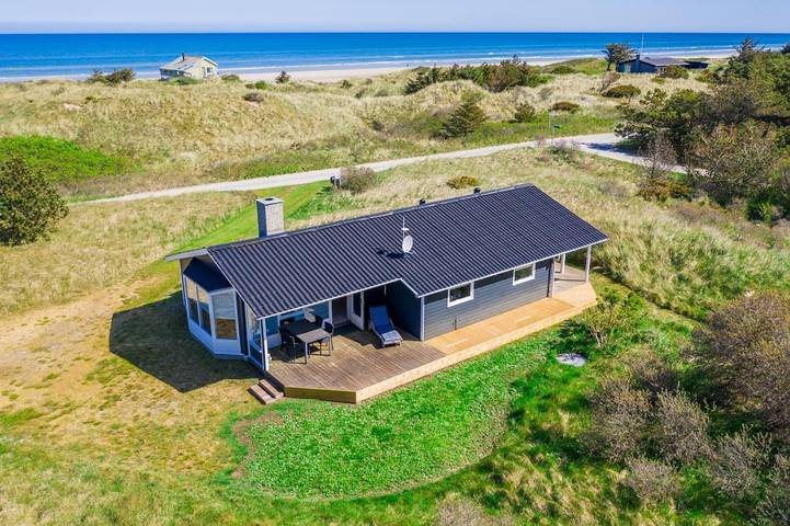 Ferienhaus für 6 Personen, mit Whirlpool und Terrasse sowie Sauna in Kjul Strand