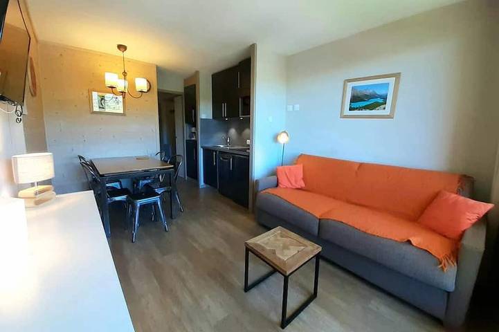 Gîte pour 4 personnes, avec balcon à Saint-Julien-Mont-Denis