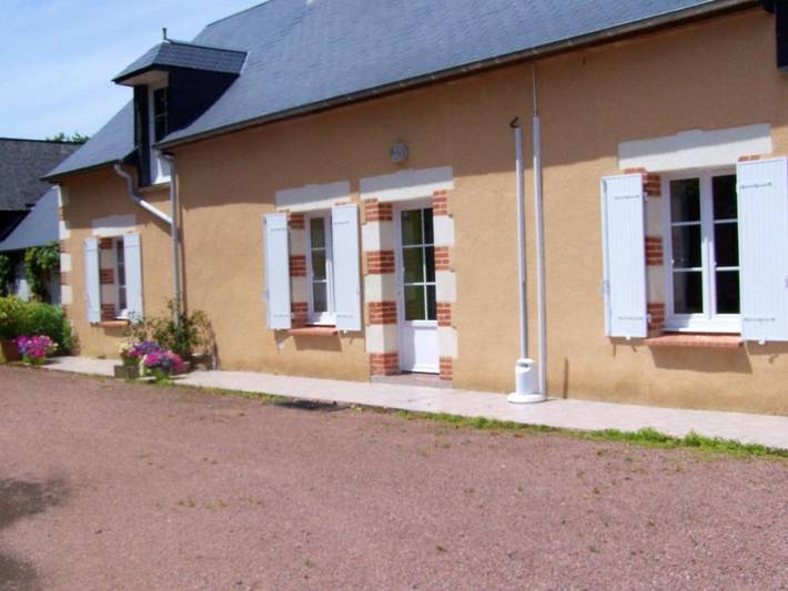 Location de vacances pour 6 personnes, avec jardin à La Chapelle-aux-Choux - 2