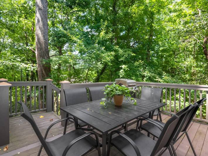 Vacation rental for 4 people, with terrace in Asheville