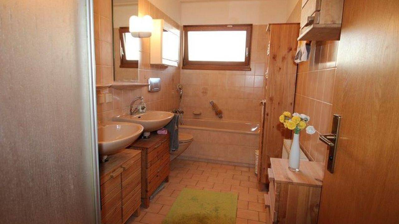 Ganze Ferienwohnung, Ferienwohnung für 2 Personen (40 m²) in Bad Urach in Bad Urach, Neckar-Alb