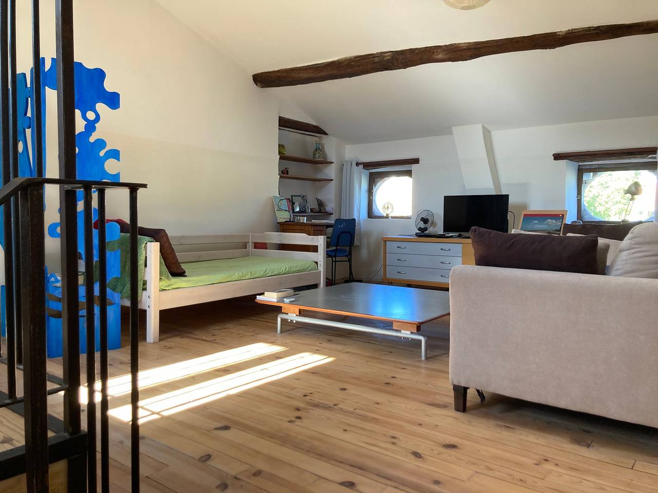 Holiday Home 'La Maison A La Riviere' with Mountain View, Shared Garden and Balcony in Ganges, Lodève region