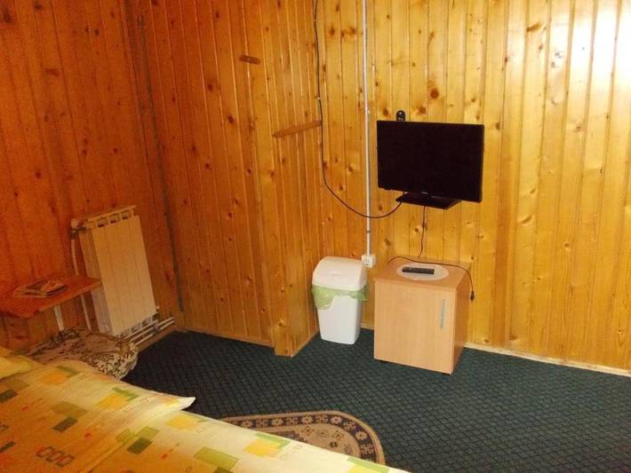 Gîte pour 3 personnes, avec vue et jardin à Sinaia - 3