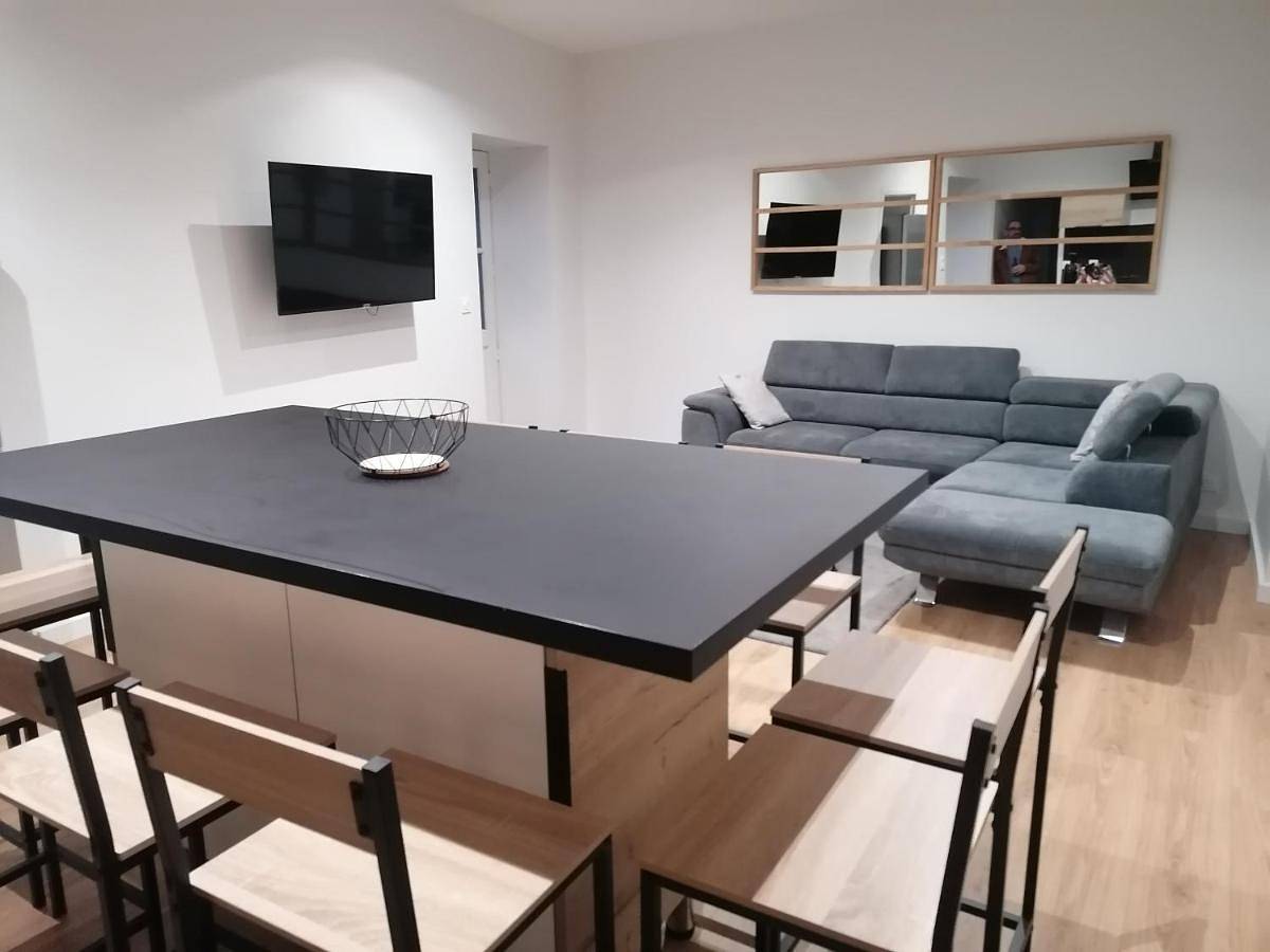 Appartement entier, Apartment in Doué-la-Fontaine, Vallée de la Loire