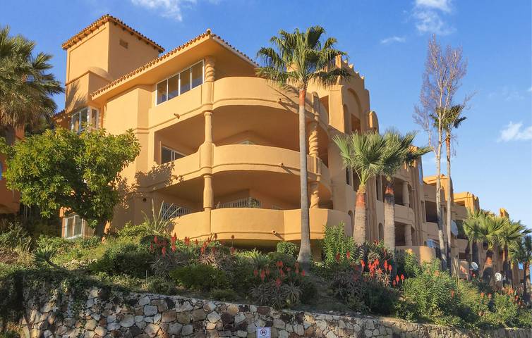 Apartamento para 6 personas, con piscina y terraza, Se admiten mascotas en Casares Costa