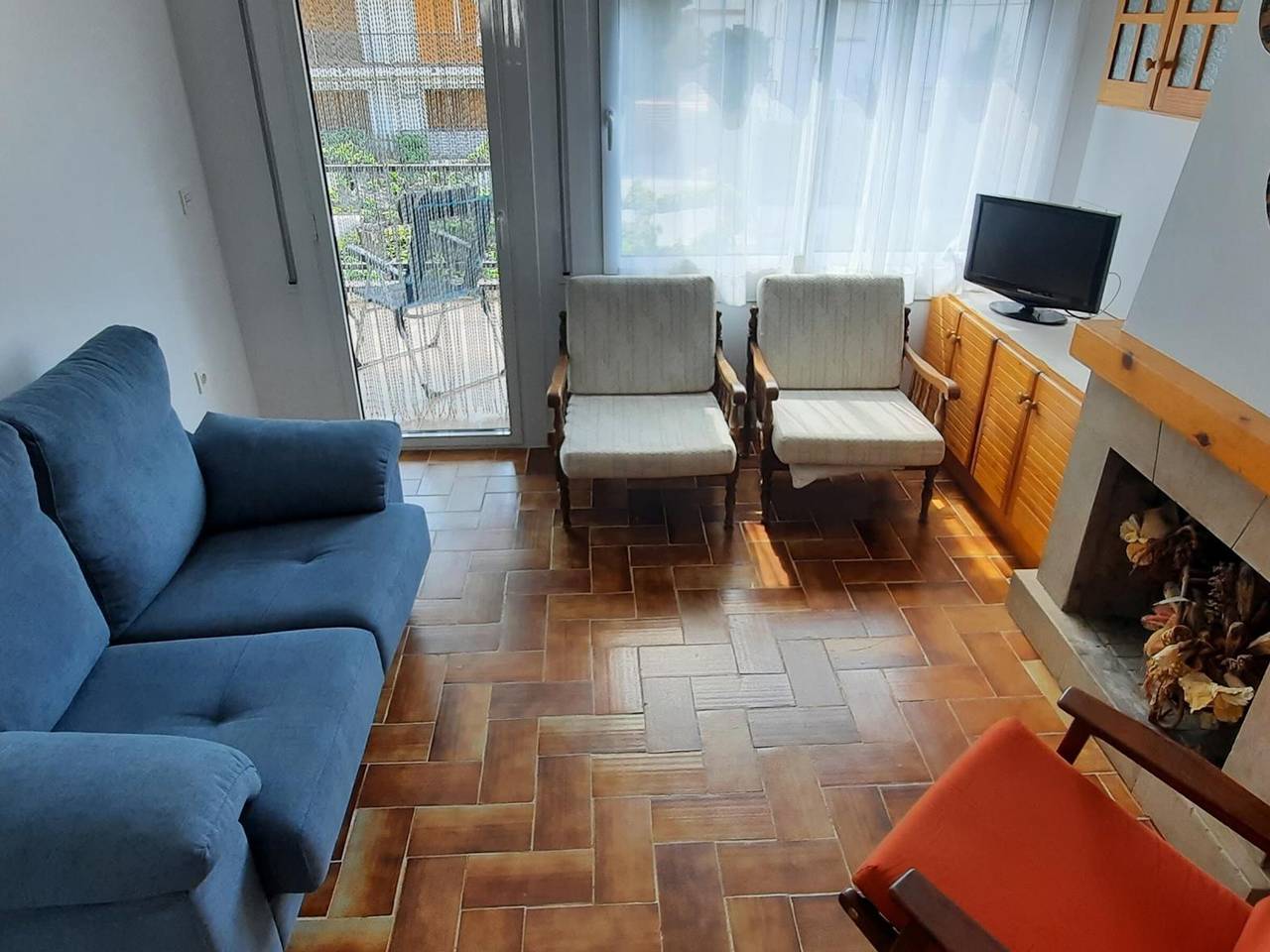 Apartamento entero, Apartamento Espacioso en Llançà Cerca de la Playa con Terraza y Acepta Mascotas in Llansá, Alt Empordà