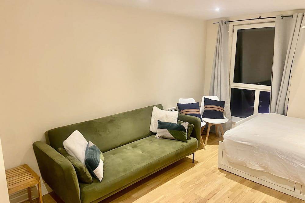 Entire apartment, Modern apartment in the heart of Shoreditch and Brick Lane in Tower Hamlets, London